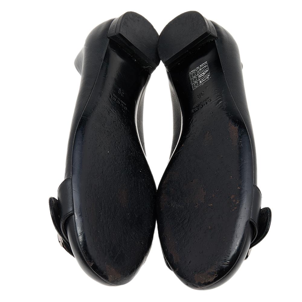 Gucci Black Leather Sachalin Buckle Detail Ballet Flats Size 38 4
