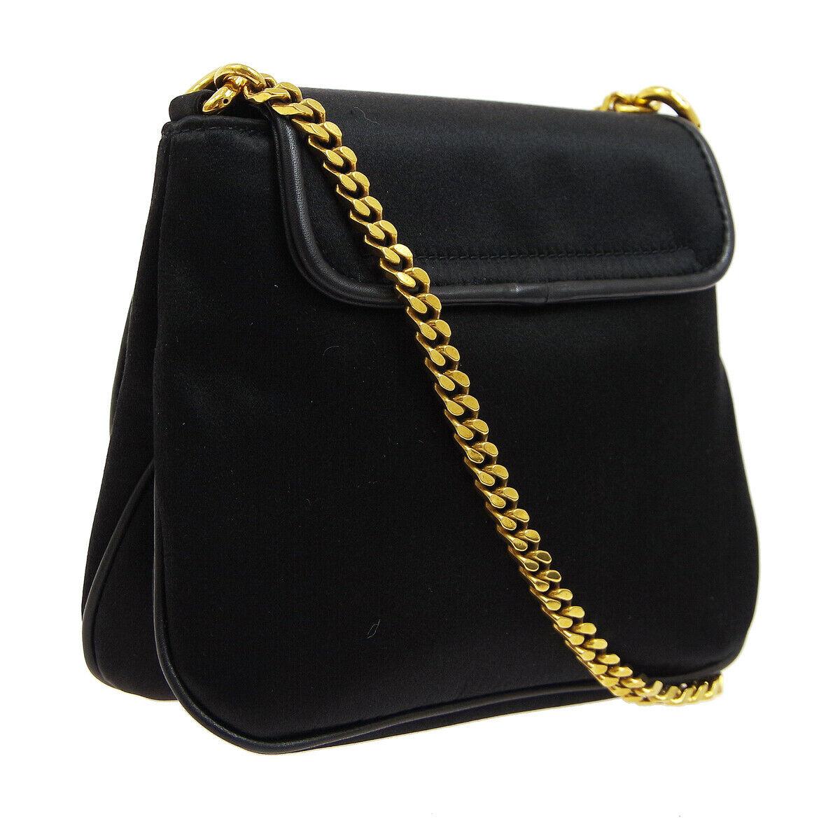 Gucci Black Leather Satin GG Party Gold Evening Small Mini Shoulder Flap Bag In Good Condition In Chicago, IL