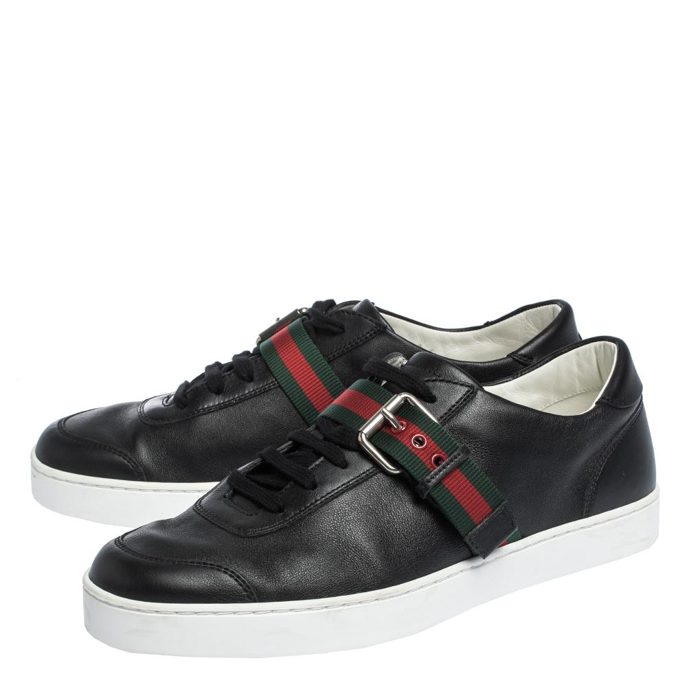 Gucci Black Leather Saville Web Detail Buckle Sneakers Size 42 In Good Condition In Dubai, Al Qouz 2