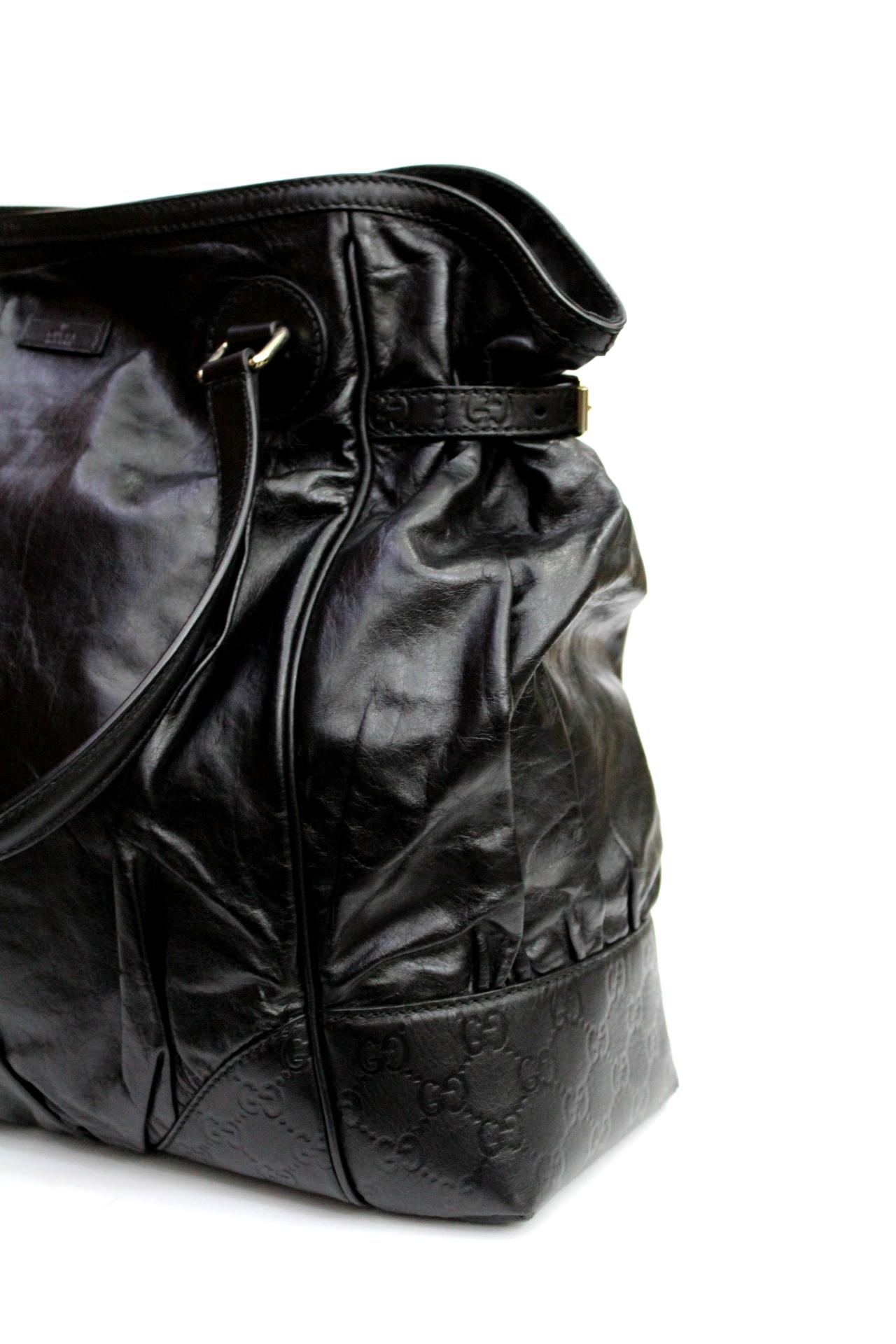 Gucci Black Leather Shoulder Bag 1