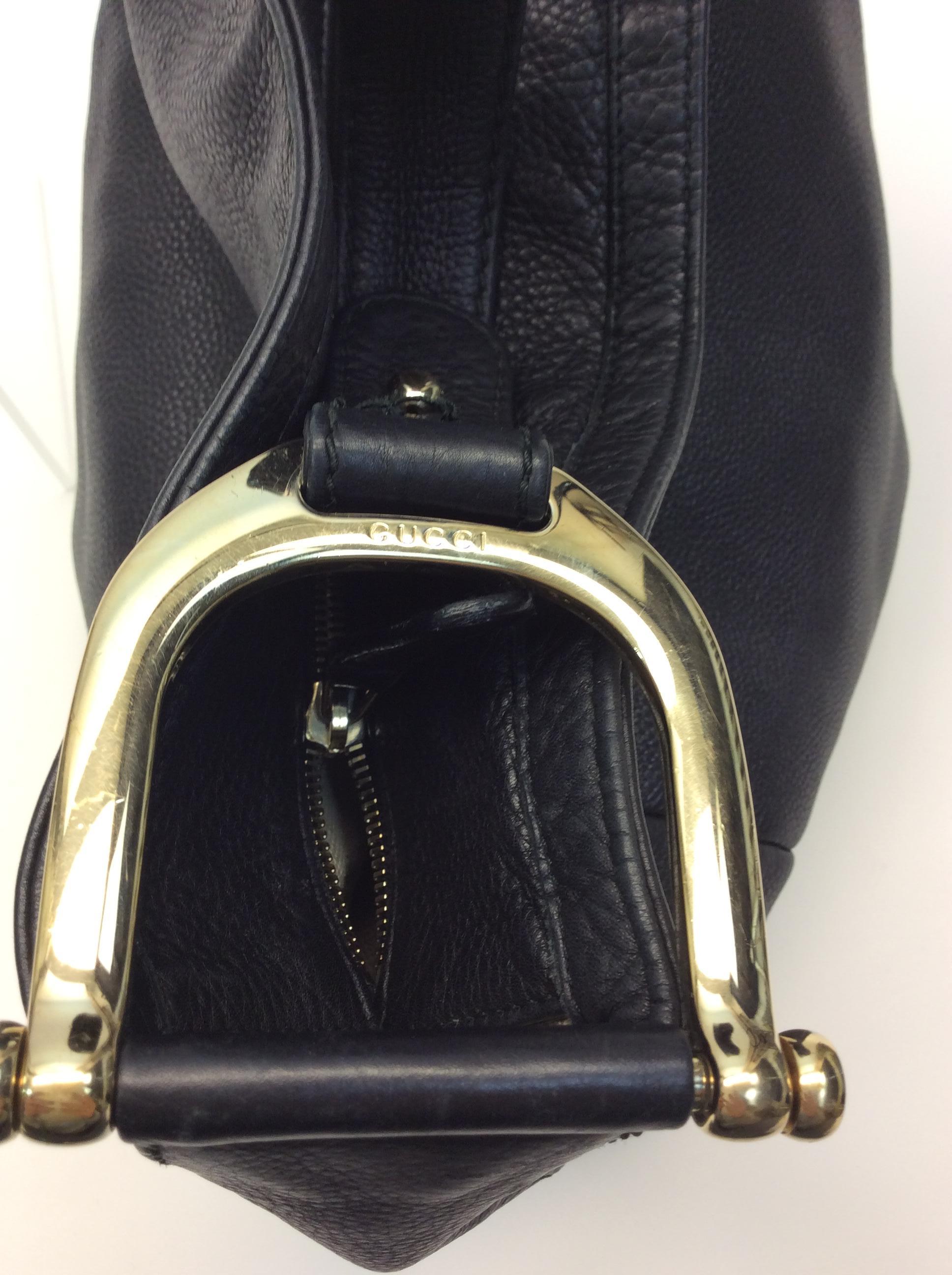 Gucci Black Leather Shoulder Bag with Horsebit Detail For Sale 4