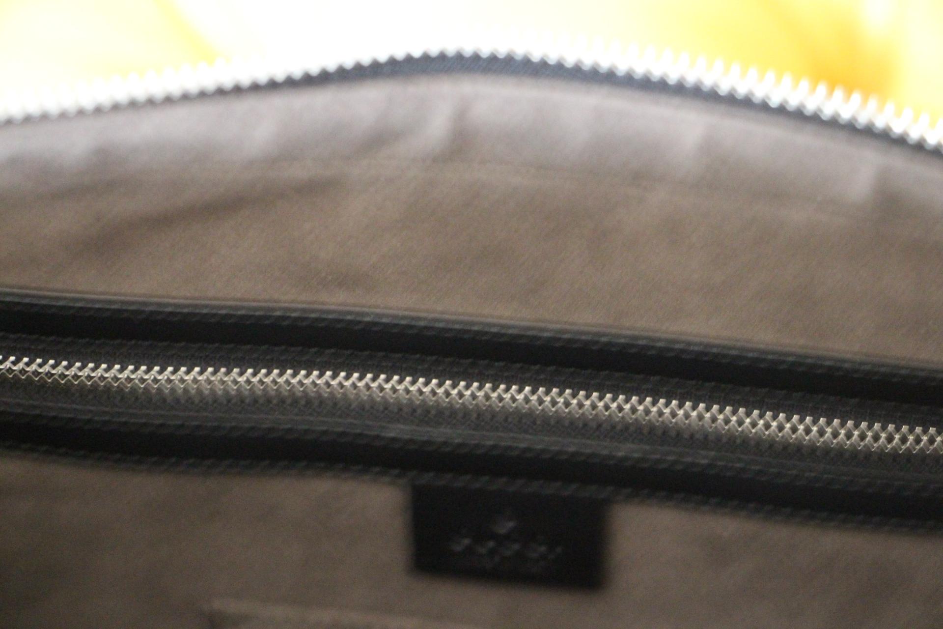 Gucci Black Leather Signature Bag , Gucci Signature Briefcase 9
