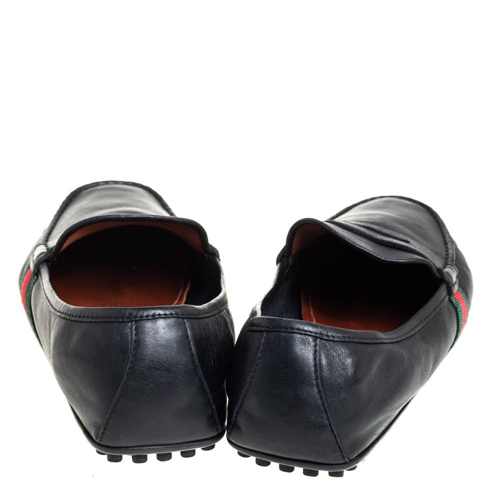 Gucci Black Leather Slip On Loafers Size 42.5 In Good Condition For Sale In Dubai, Al Qouz 2