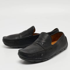 Gucci Slip On Loafers aus schwarzem Leder  Größe 43