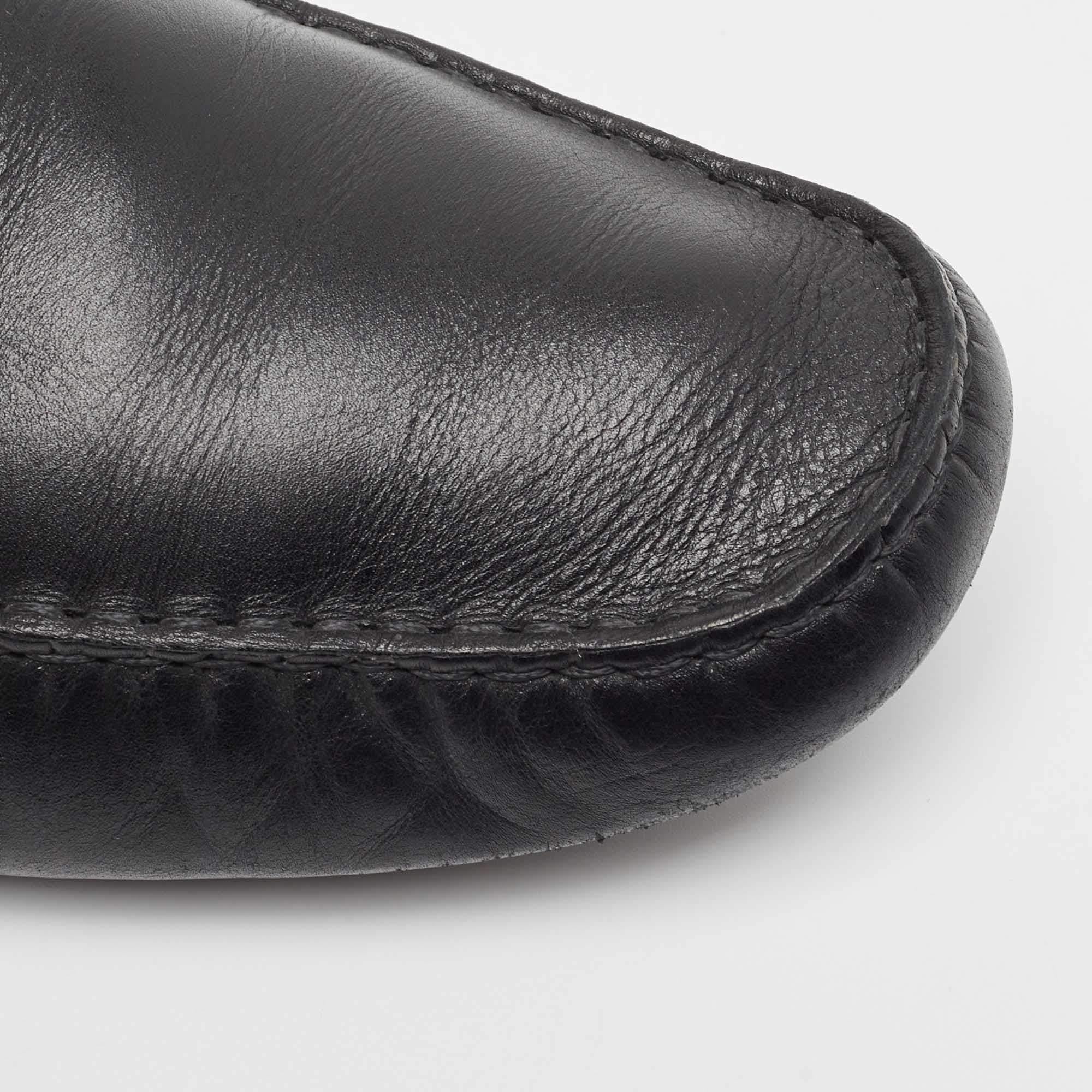 Gucci Slip On Loafers aus schwarzem Leder, Größe 44.5 im Angebot 2
