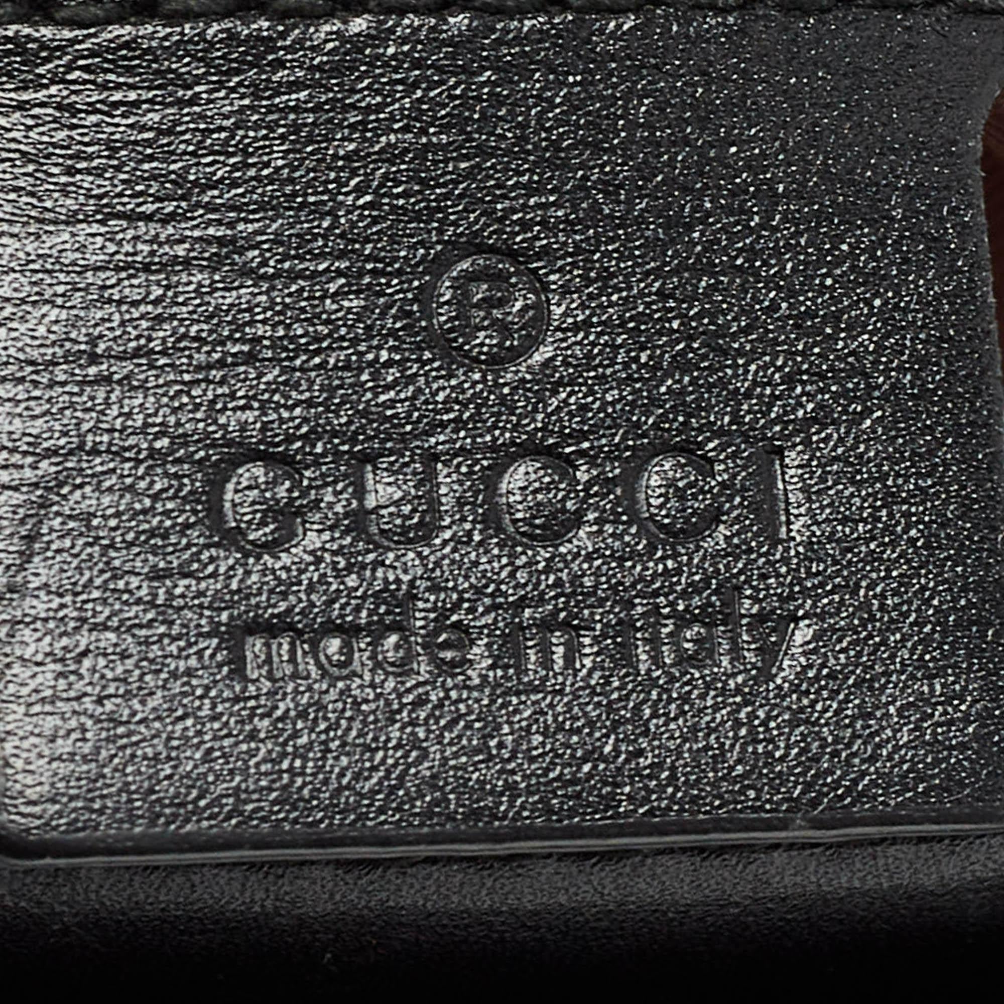 Gucci Black Leather Small Arli Shoulder Bag For Sale 8