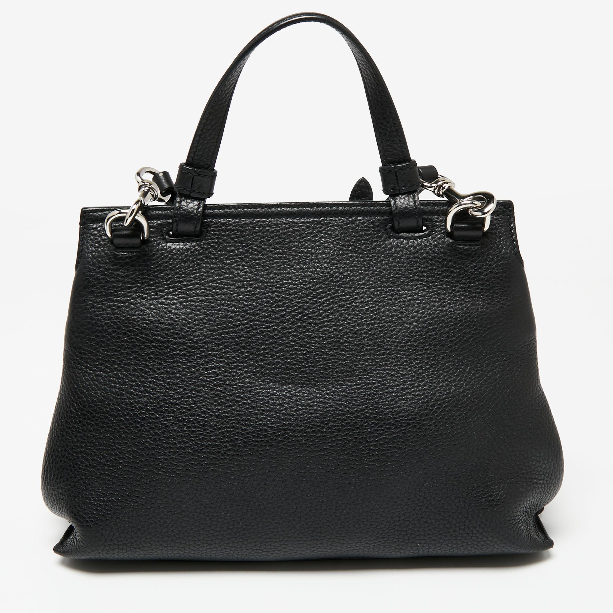 Gucci Black Leather Small Bamboo Daily Top Handle Bag In Good Condition In Dubai, Al Qouz 2