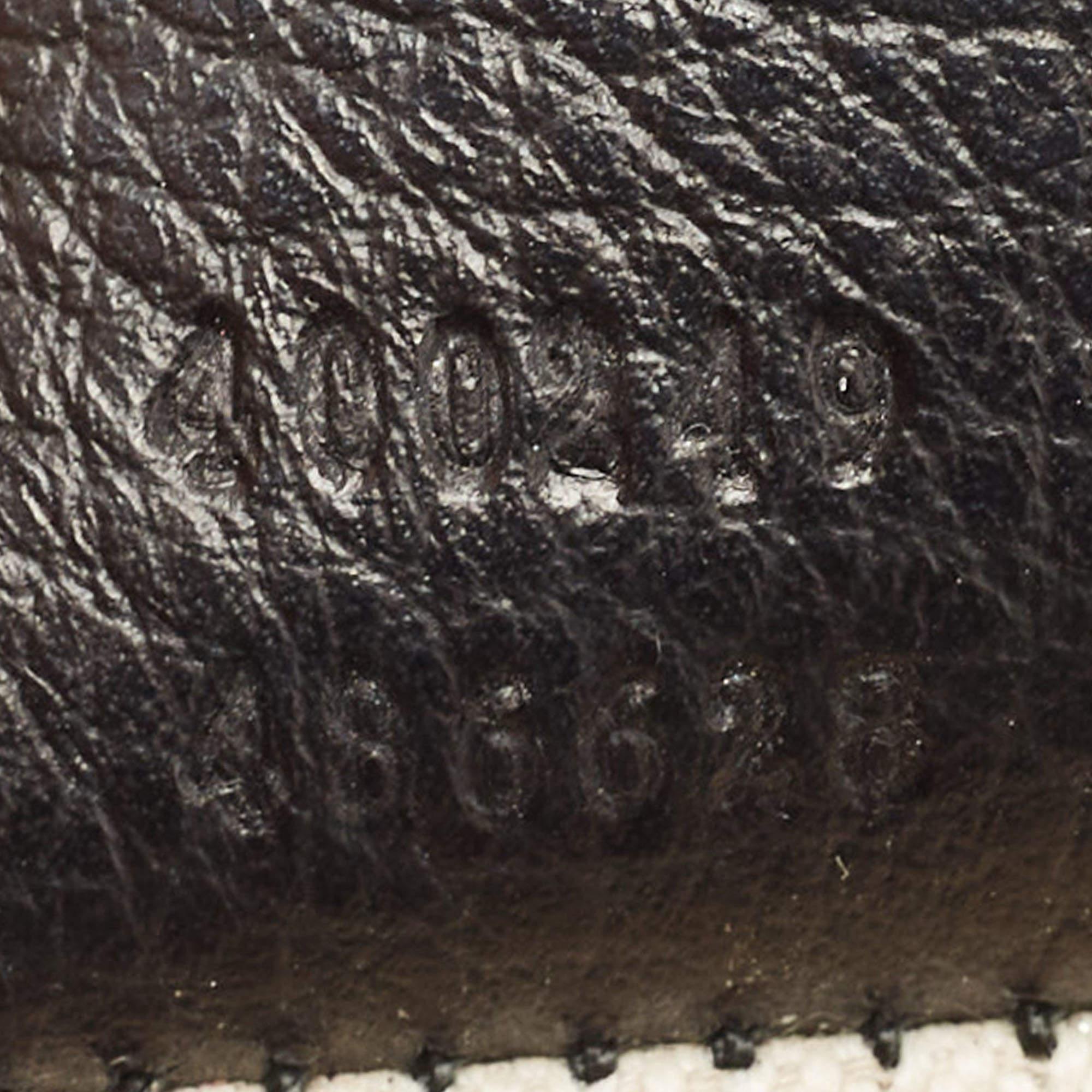 Gucci Black Leather Small Dionysus Shoulder Bag 10