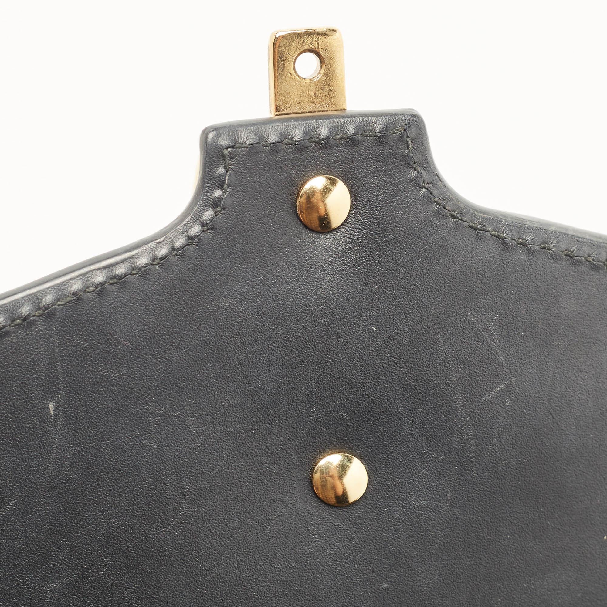 Gucci Sylvie Umhängetasche aus schwarzem Leder mit Web im Angebot 10