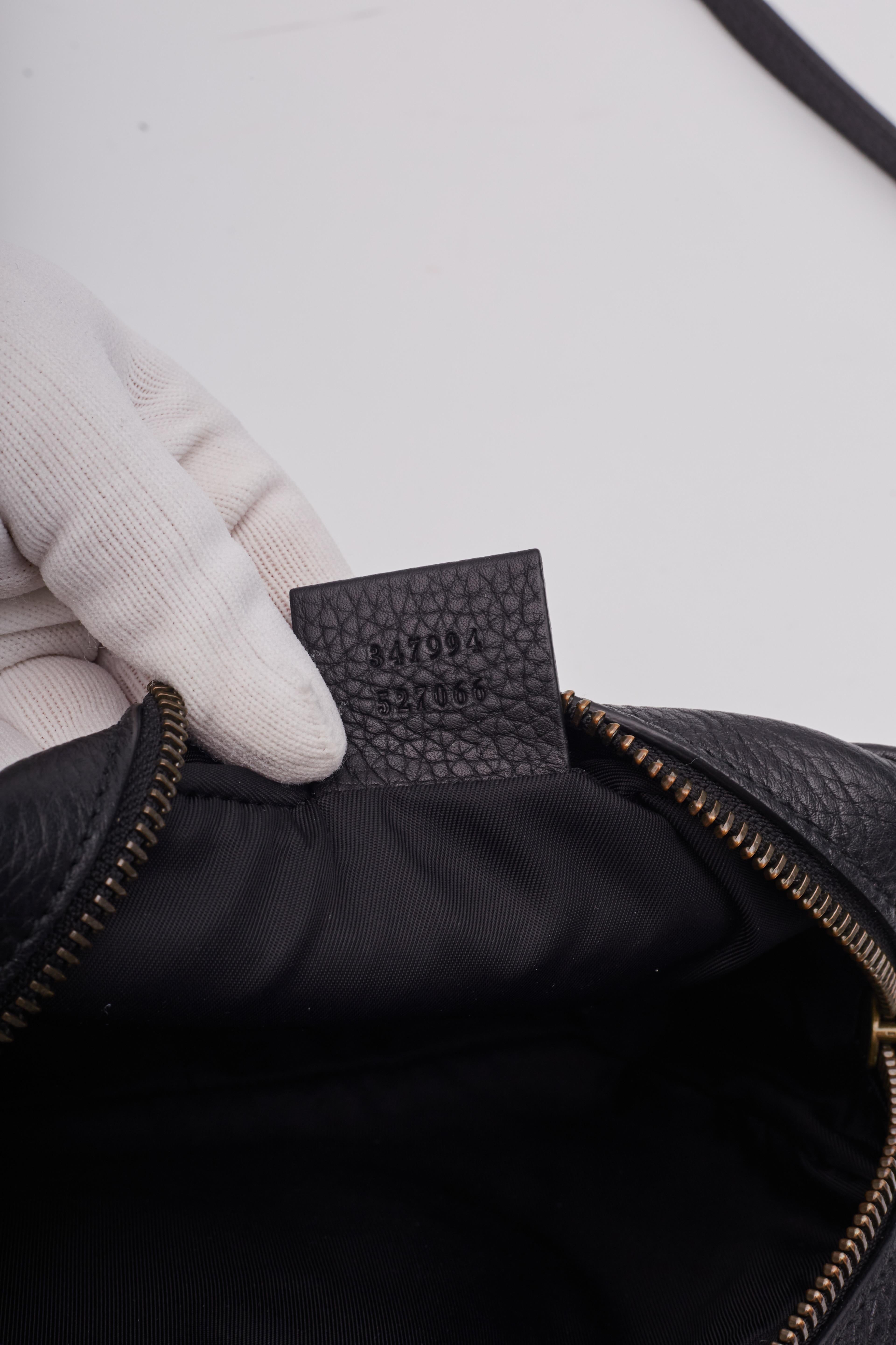 Gucci Black Leather Soho Disco Camera Bag Mini For Sale 5