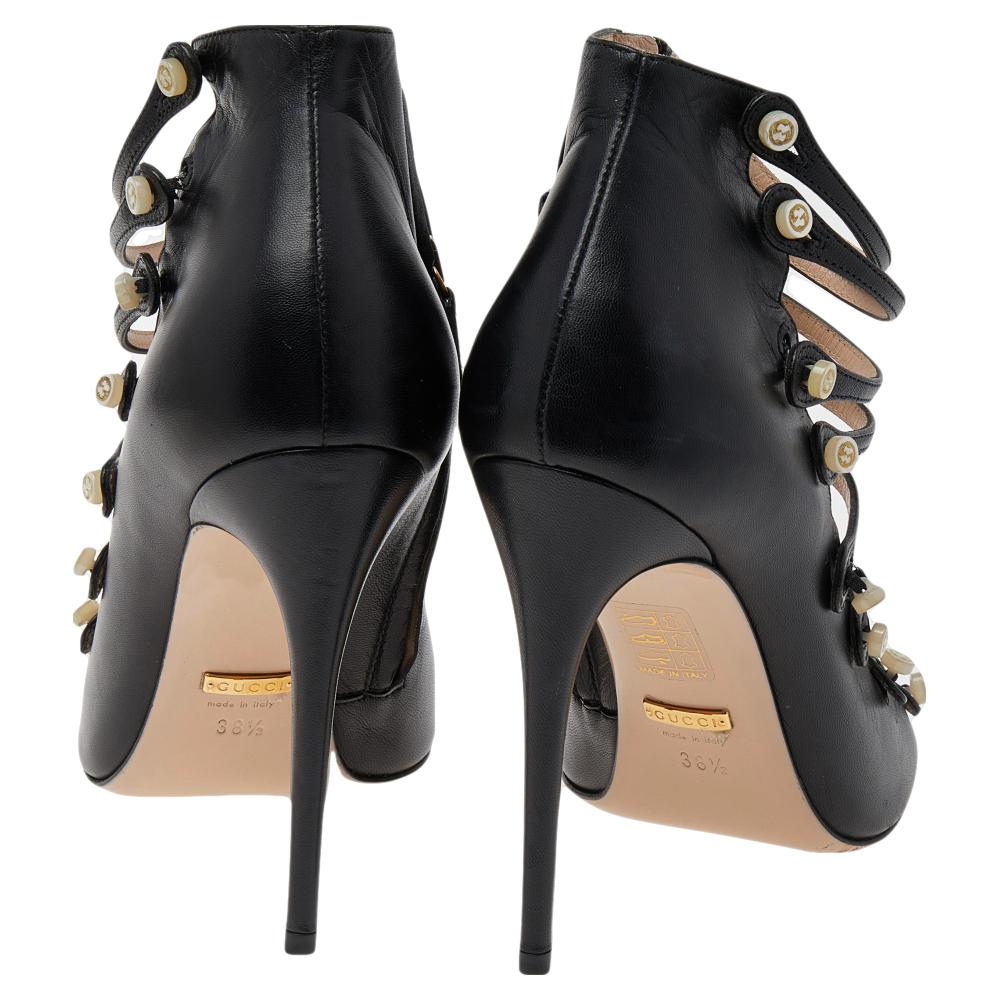 Gucci Black Leather Strappy Sandals Size 38.5 In Good Condition In Dubai, Al Qouz 2