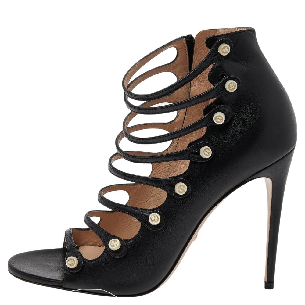 Gucci Schwarze Riemchensandalen aus Leder Größe 38,5 2