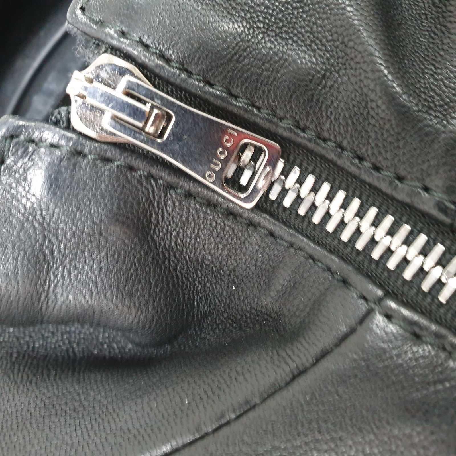 Gucci Negro de cuero de la fresa Patch Track Jacket Sz.40 en venta 3