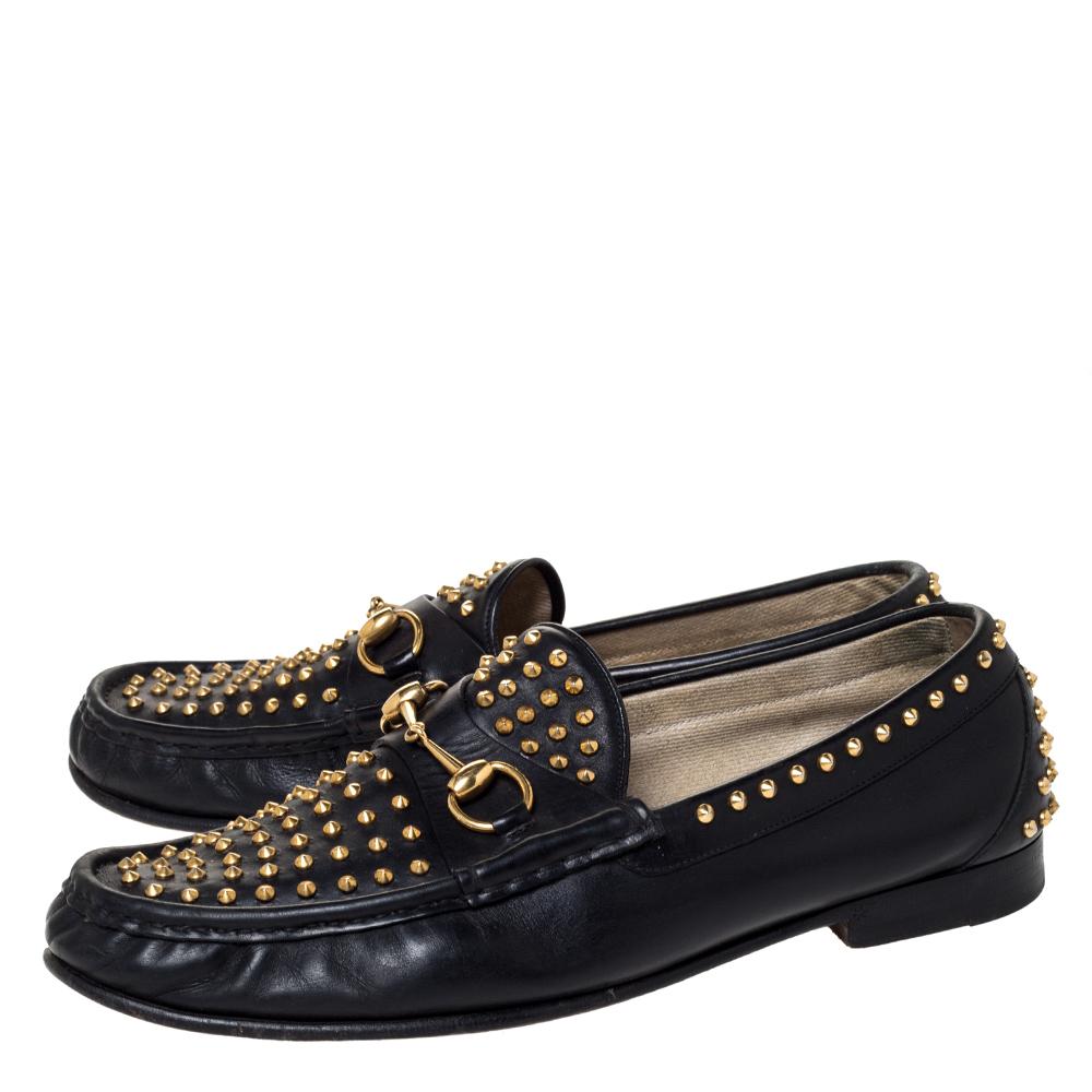 Gucci Black Leather Studded 1953 Horsebit Loafers Size 43 In Good Condition In Dubai, Al Qouz 2