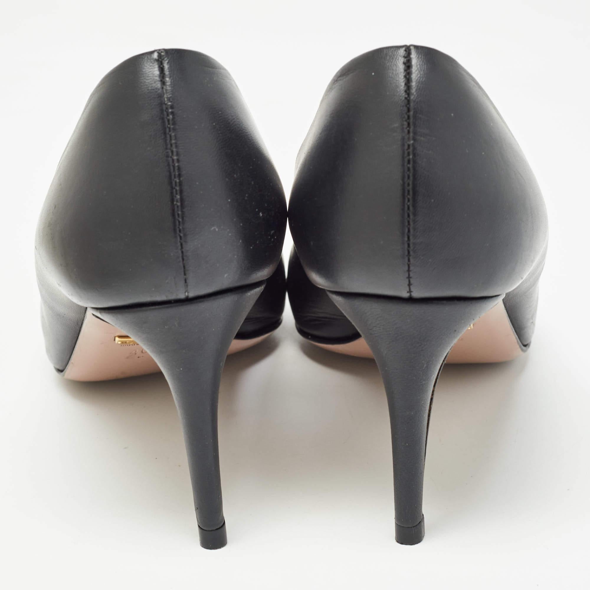 Gucci Black Leather Studded Coline Pumps Size 40.5 1