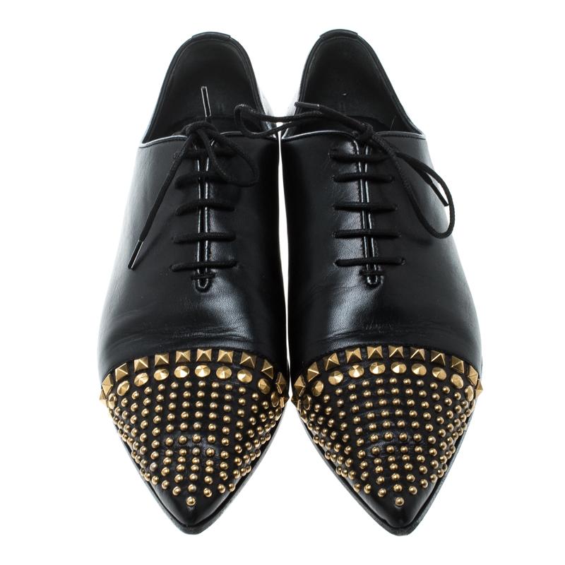 Gucci Black Leather Studded Pointed Toe Loafers Size 37 In Good Condition In Dubai, Al Qouz 2