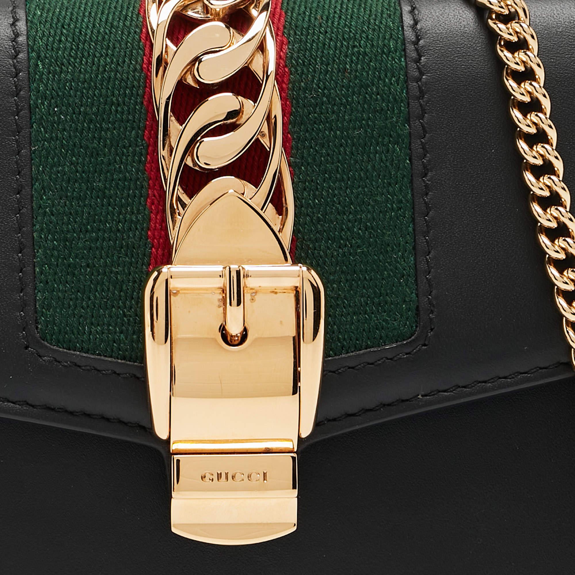 Gucci Black Leather Super Mini Sylvie Chain Shoulder Bag For Sale 6