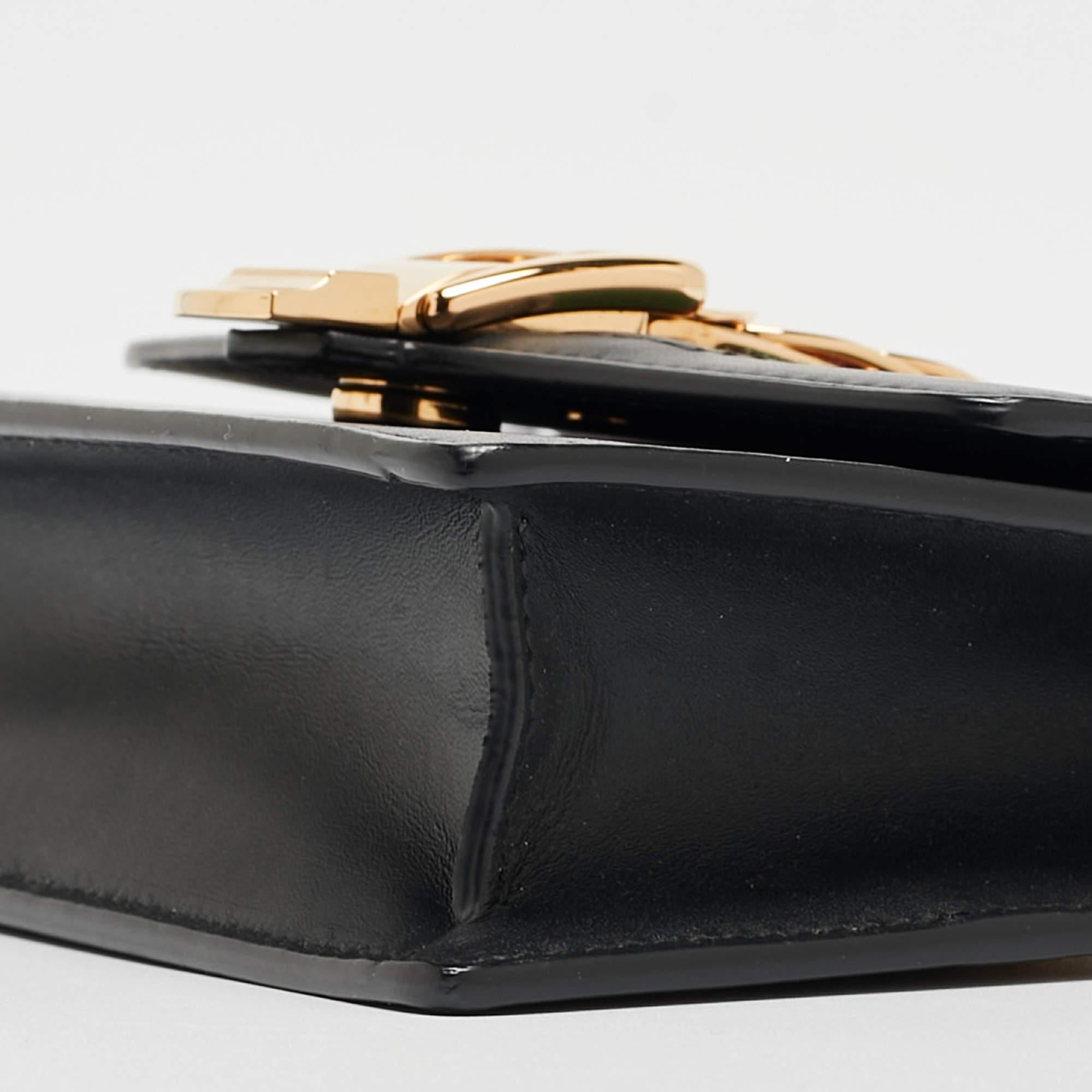 Gucci Black Leather Super Mini Sylvie Chain Shoulder Bag For Sale 8