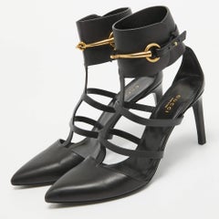 Gucci, pelle nera, T-Bar Horsebit Ankle Cuff Pumps, misura 39,5