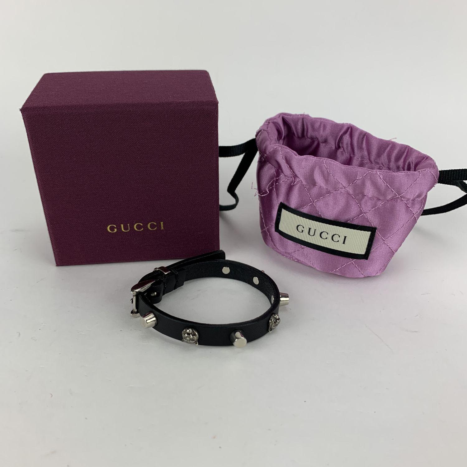 Gucci Black Leather Tiger Head Studded Bracelet Never Worn In Excellent Condition In Rome, Rome