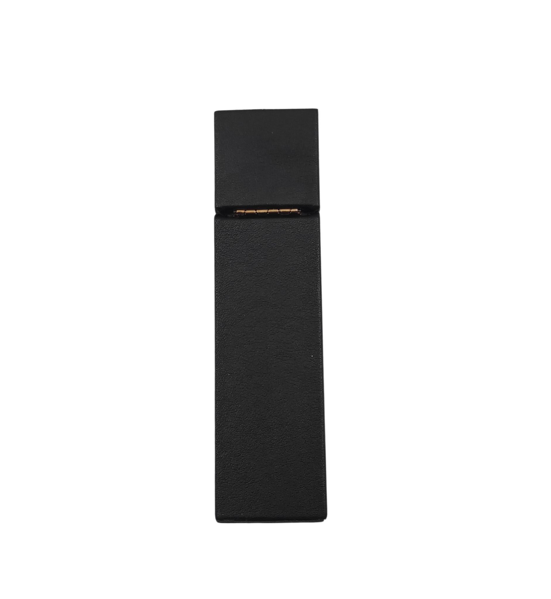 Women's or Men's Gucci black leather travel case For Sale