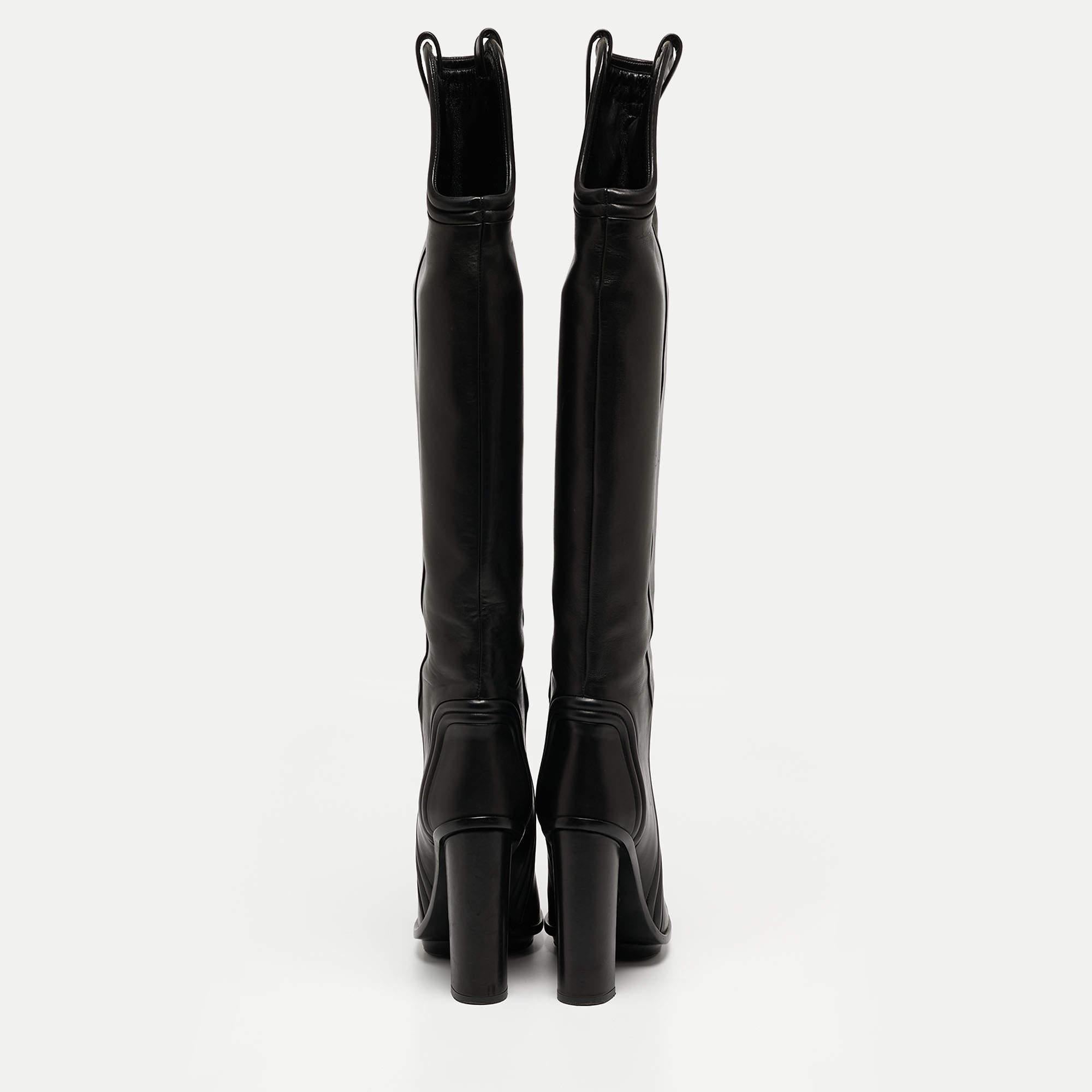 Gucci Trish Knielange Stiefel aus schwarzem Leder Größe 36 im Angebot 2