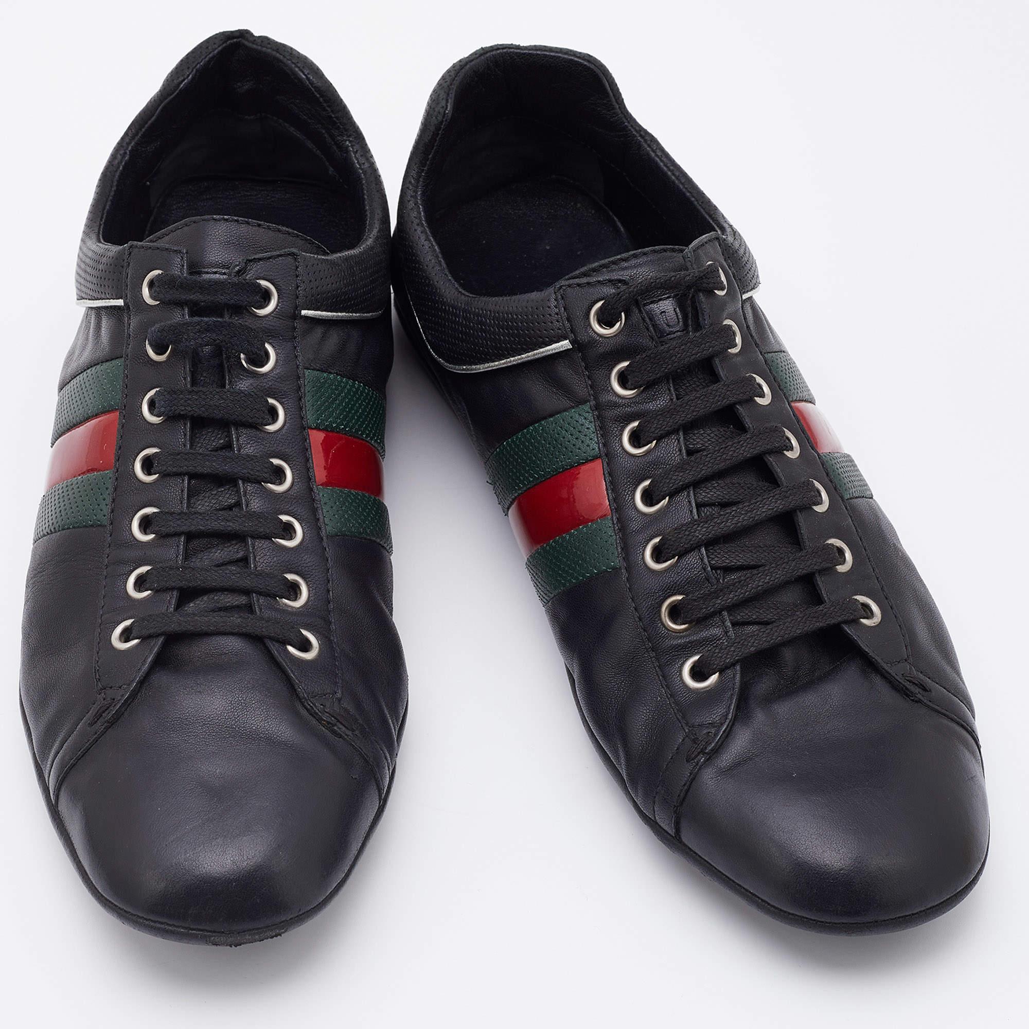 Gucci Black Leather Web Detail Low Top Sneakers Size 42.5 In Good Condition In Dubai, Al Qouz 2