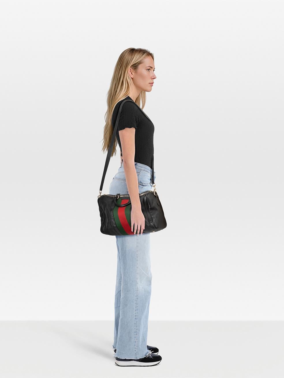 CONDITION is Very good. Minimal wear to bag is evident. Minimal wear to the base, left side and the handles where some slight abrasions can be seen on this used Gucci designer resale item.
 
 
 
 Details
 
 
 Model: Boston
 
 Black
 
 Leather
 
