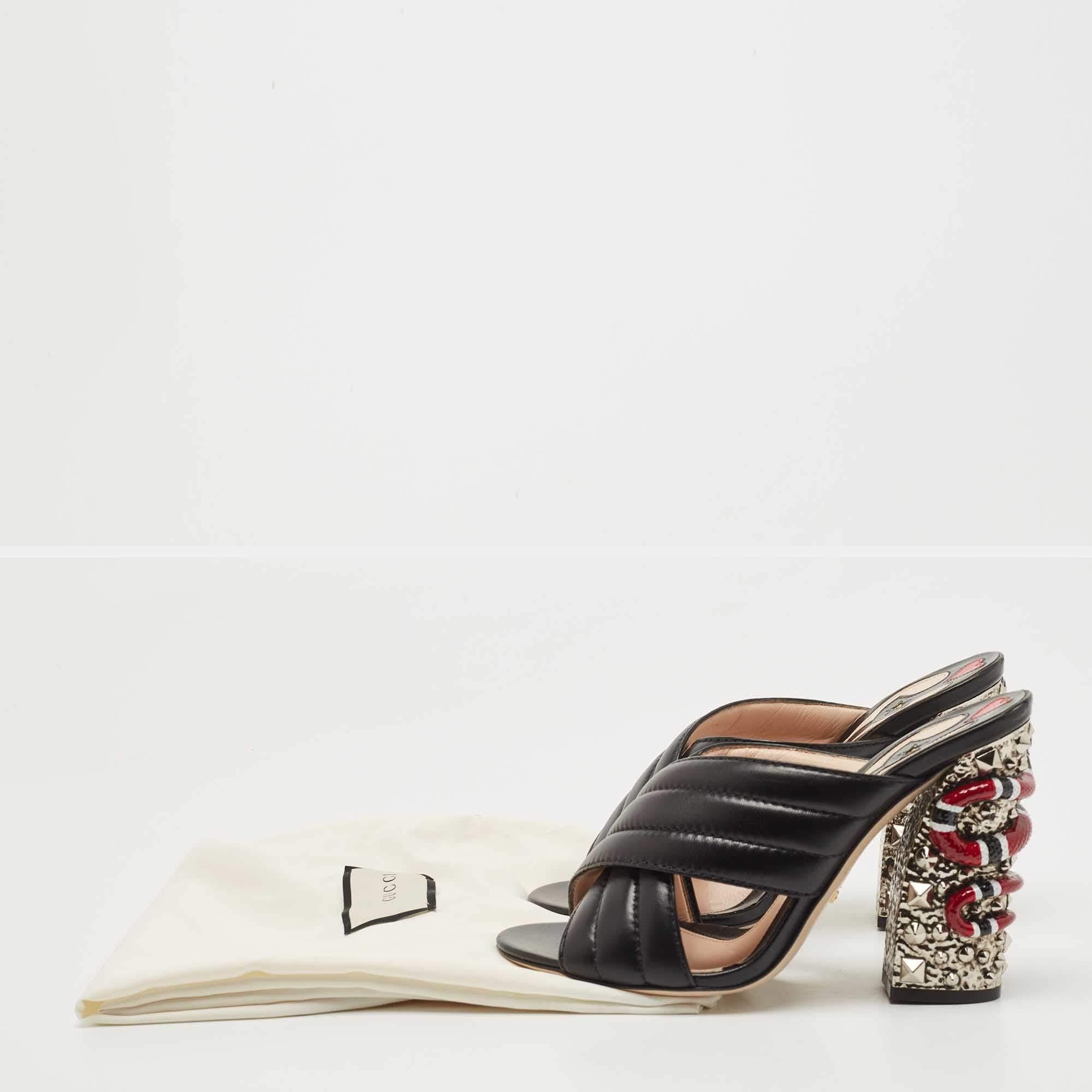 Gucci Black Leather Webby Slide Sandals Size 38.5 5