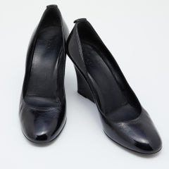 Gucci Black Leather Wedge Pumps Size 39