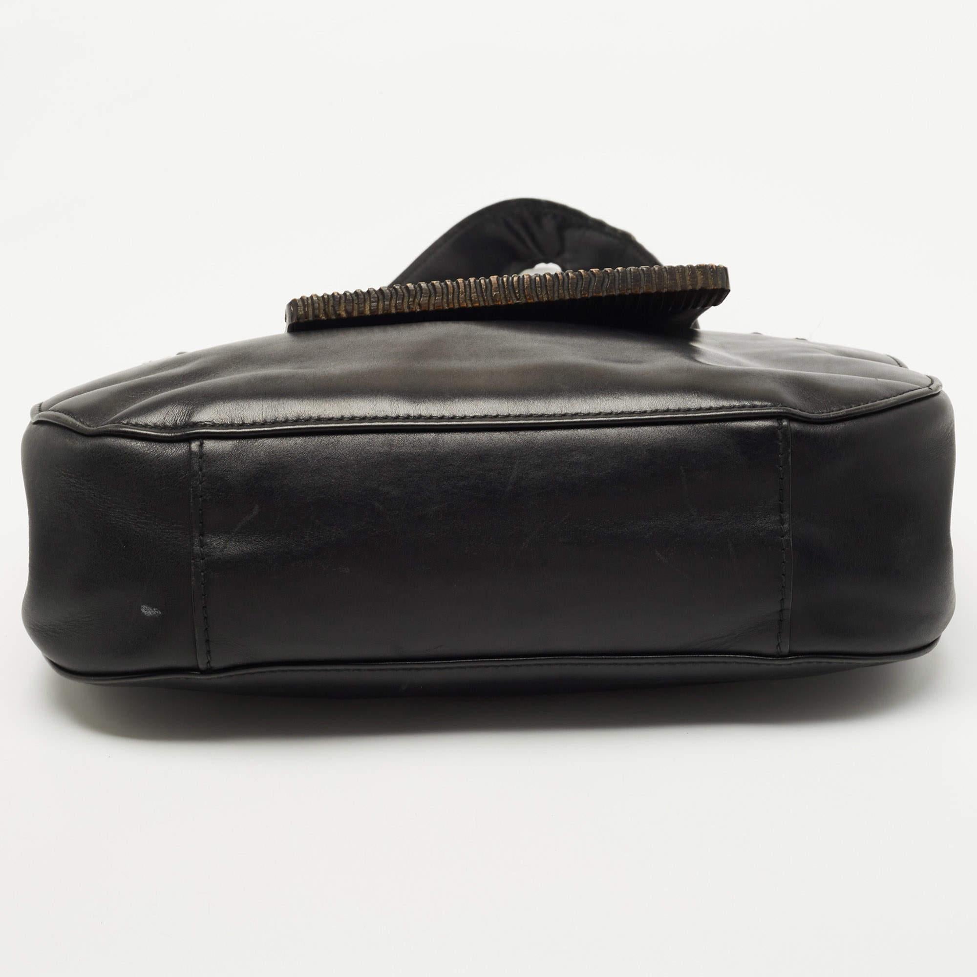 Gucci Black Leather Wood Flap Shoulder Bag 11