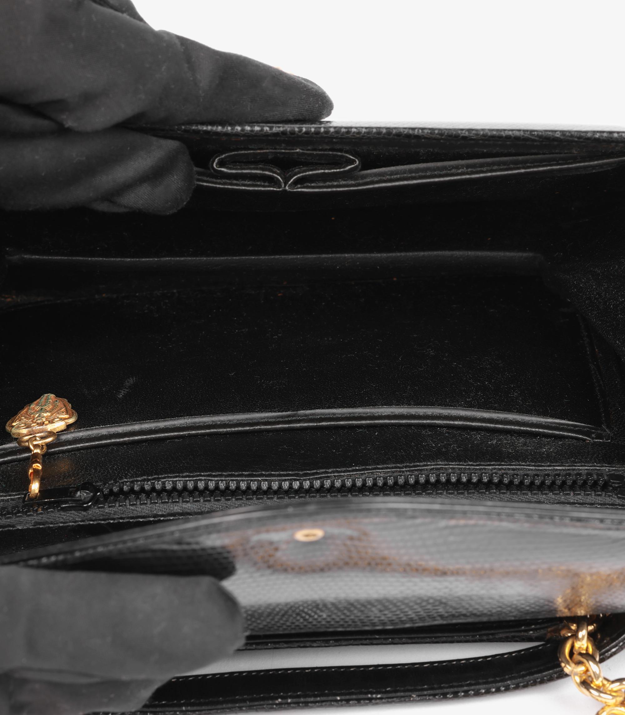 Bolso vintage Gucci de piel de lagarto negra en venta 4
