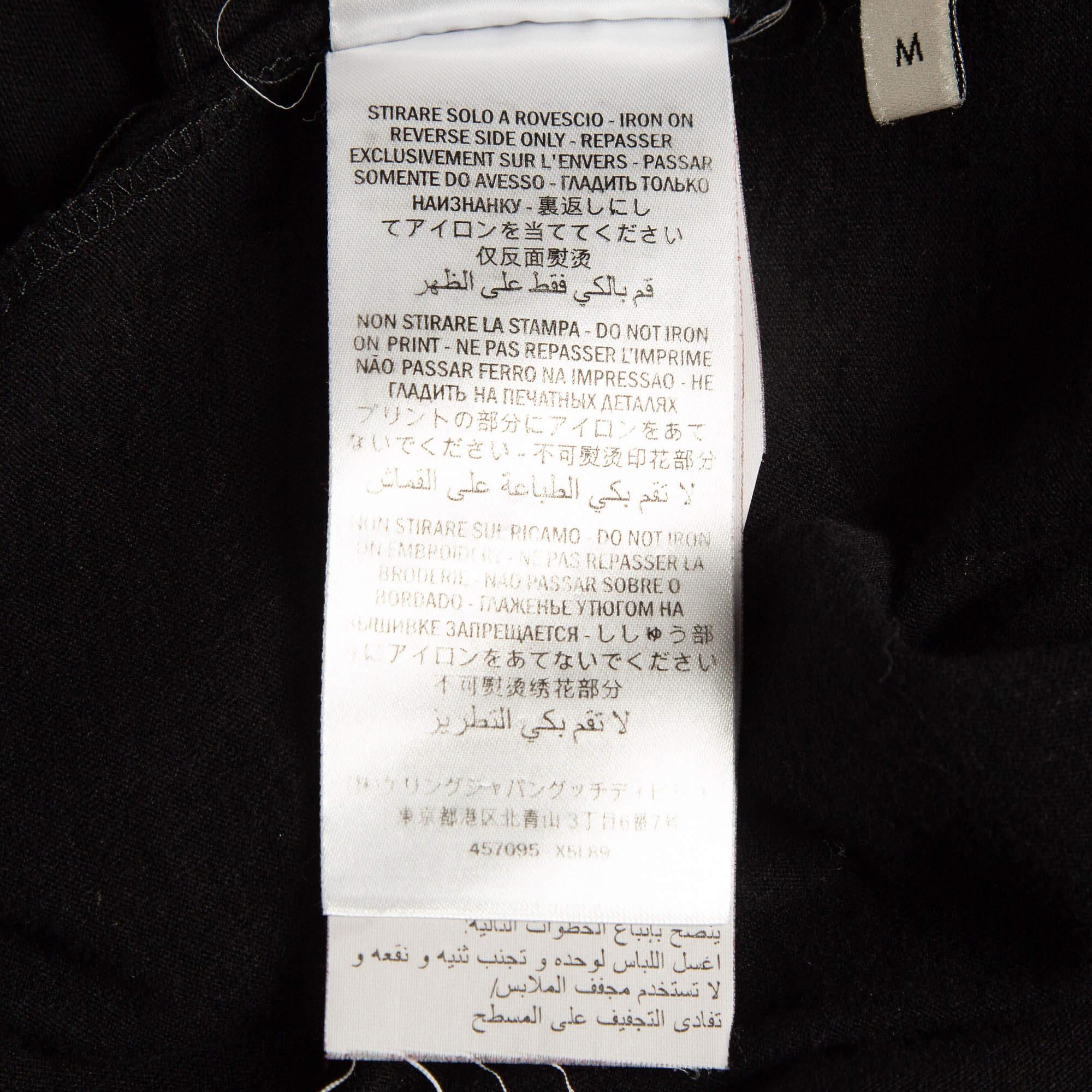 Gucci Maglietta in cotone invecchiato con stampa del logo nero M. T. I. in vendita 1