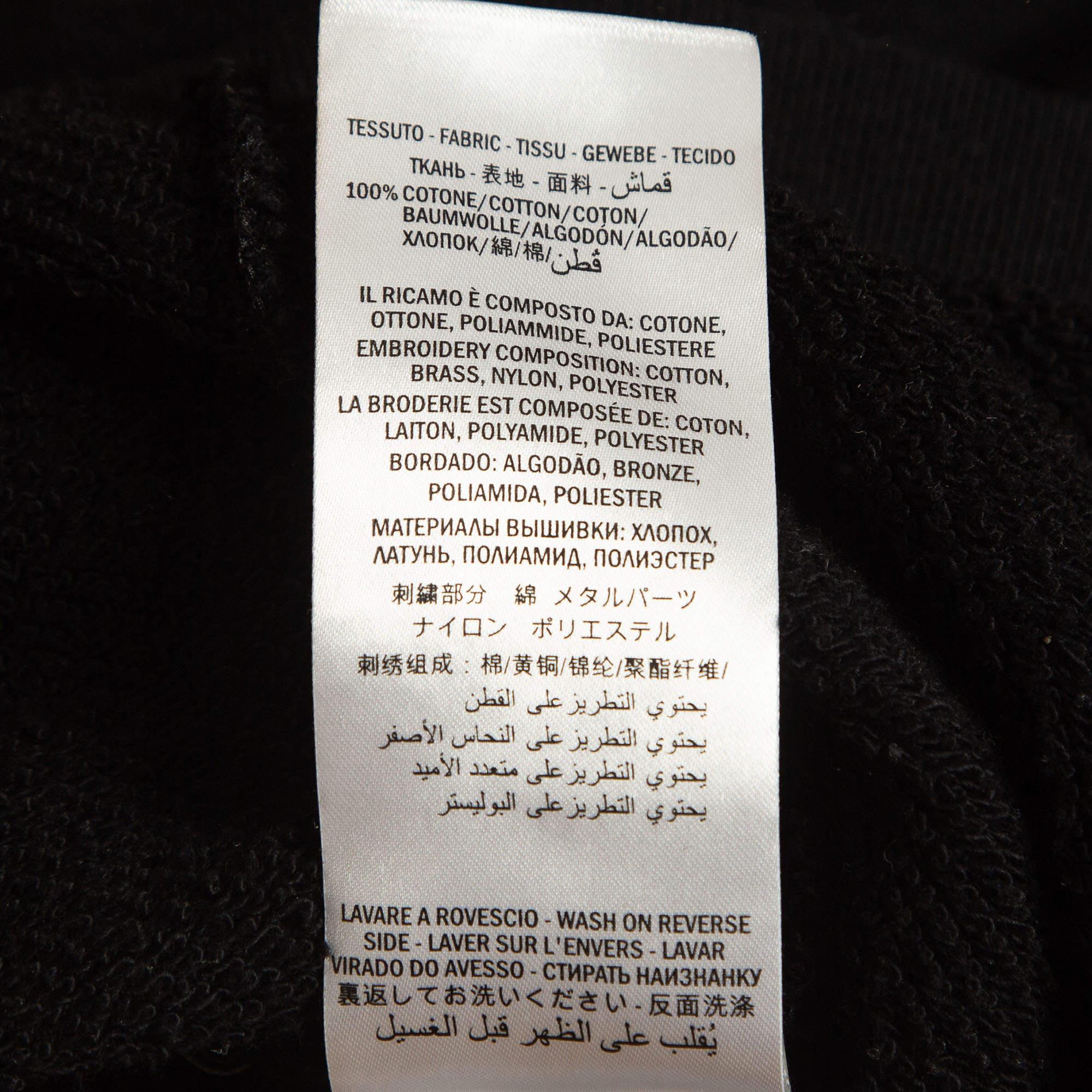 Gucci Black Logo Print Embroidered Cotton Knit Sweatshirt M In Good Condition For Sale In Dubai, Al Qouz 2