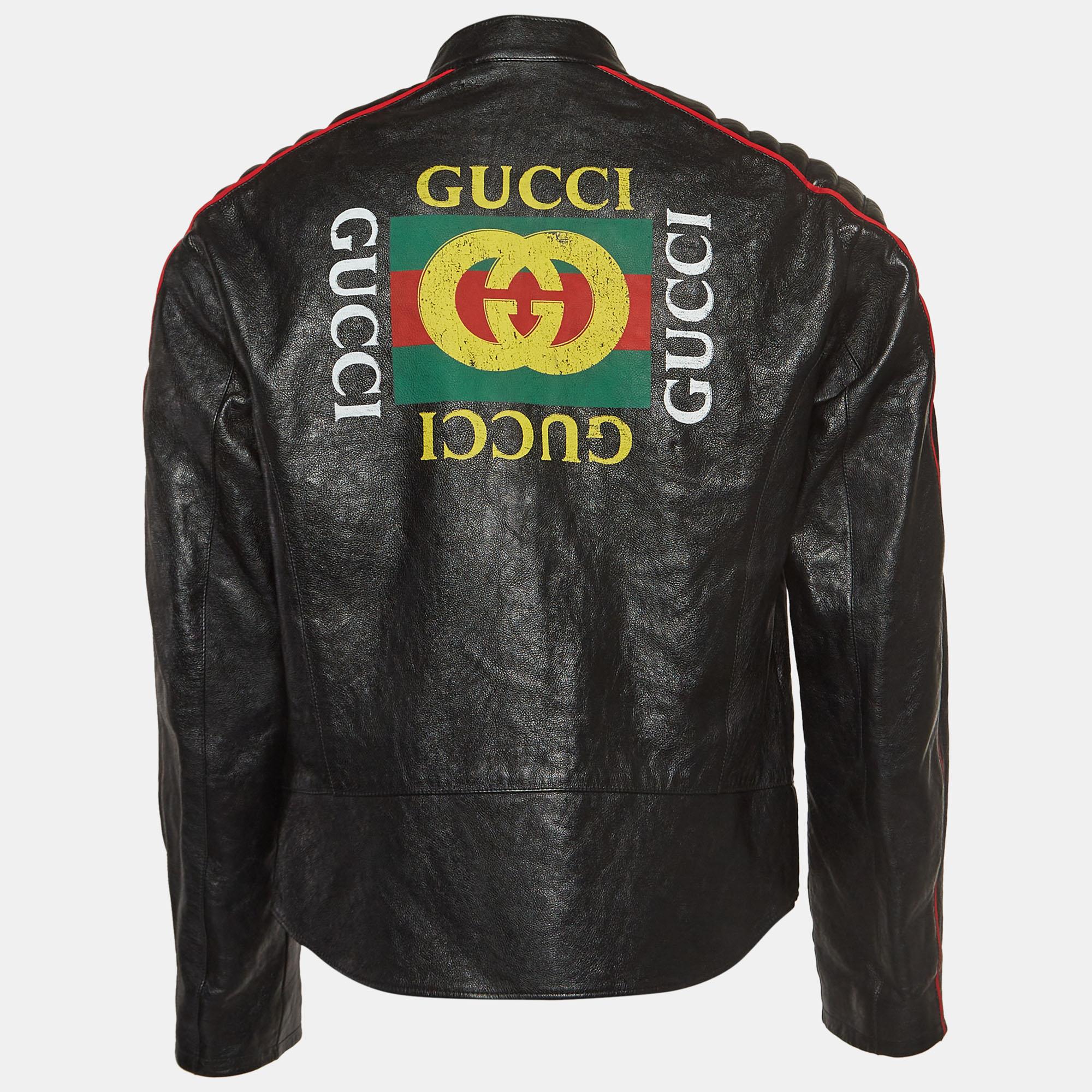 How fabulous does this designer jacket look! It is made of fine materials and features long sleeves. Pair it with pants and sneakers for a cool look.
