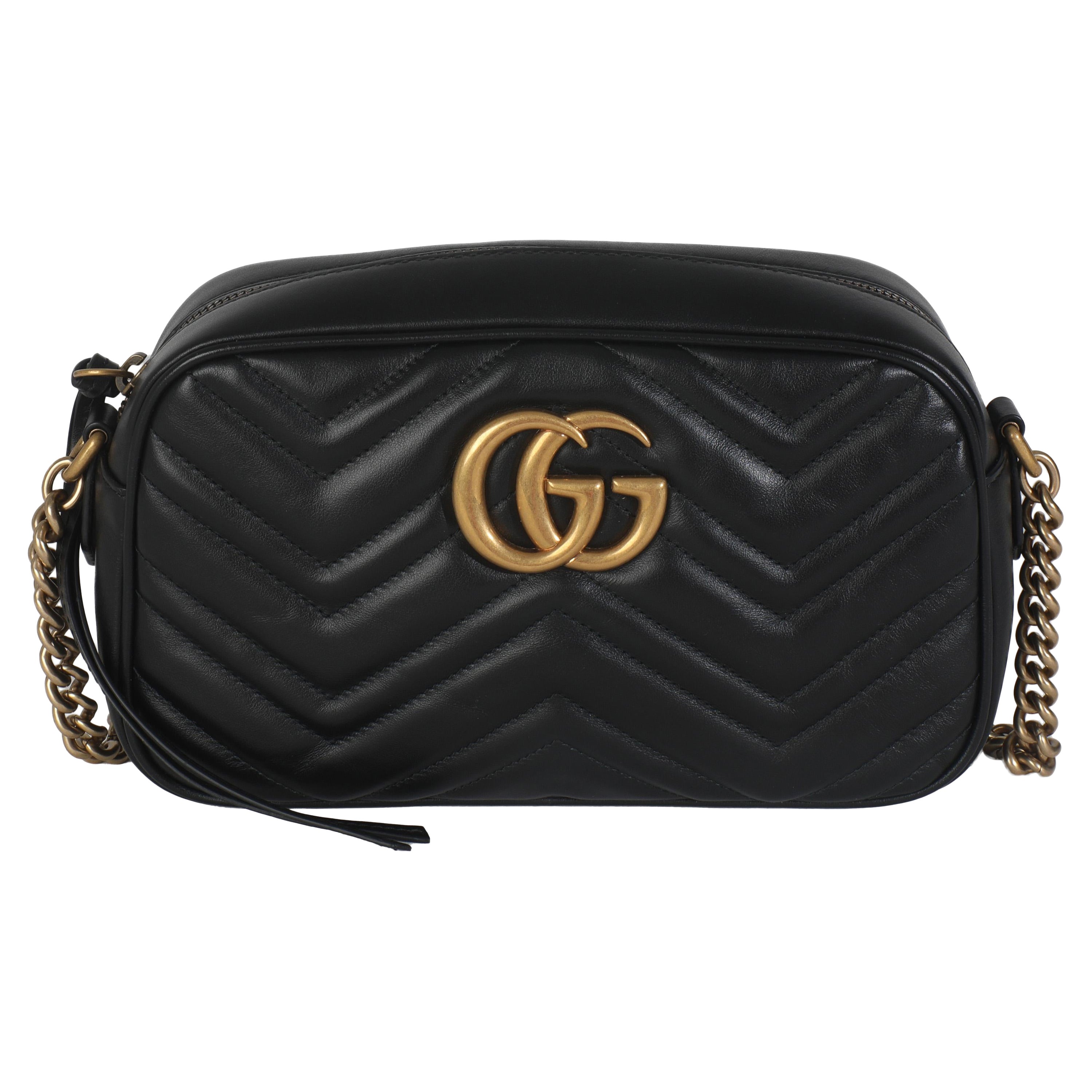 Gucci Black Matelasse Calfskin GG Marmont Camera Bag For Sale