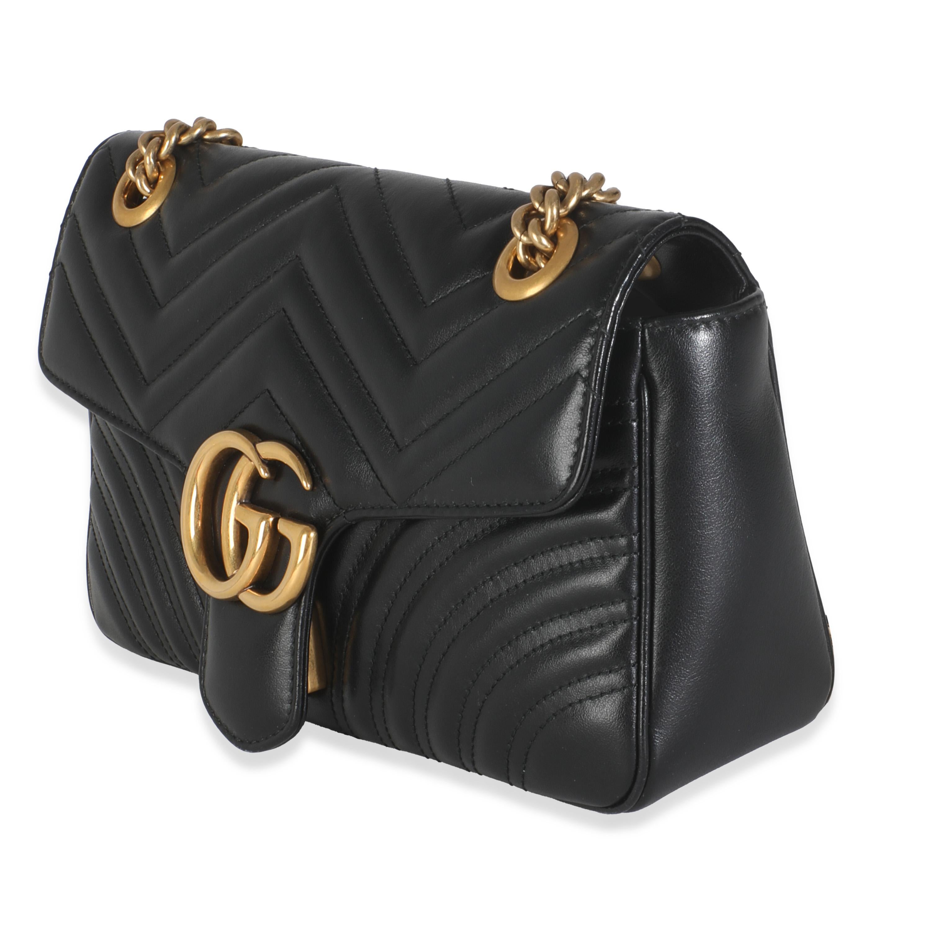 Gucci - Petit sac à bandoulière GG Marmont en cuir matelassé noir Excellent état - En vente à New York, NY