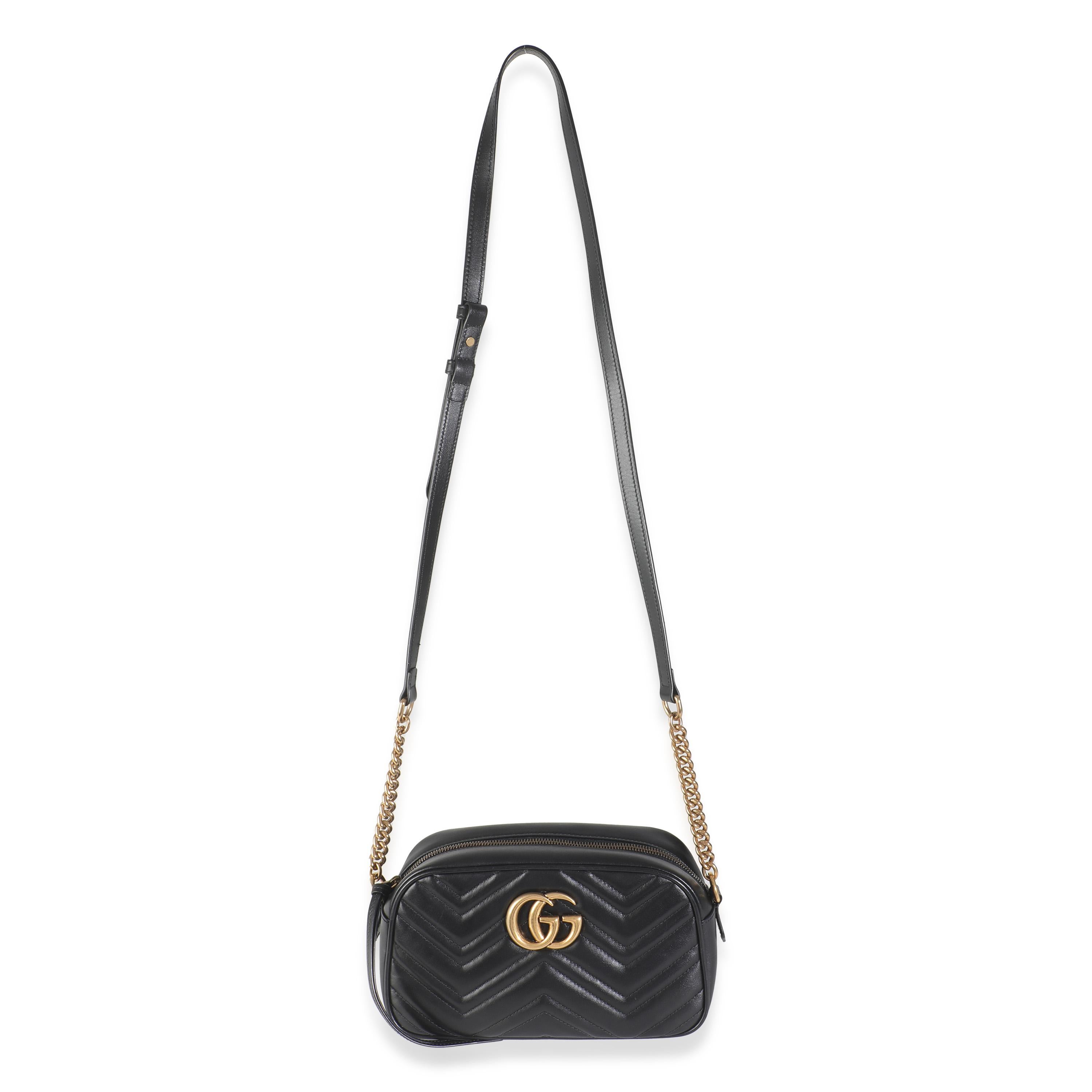 Gucci - Petit sac à bandoulière Marmont en cuir matelassé noir Pour femmes en vente
