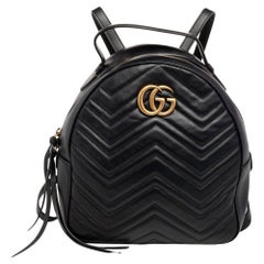 Gucci Schwarzes Matelassé-Leder GG Marmont-Rucksack