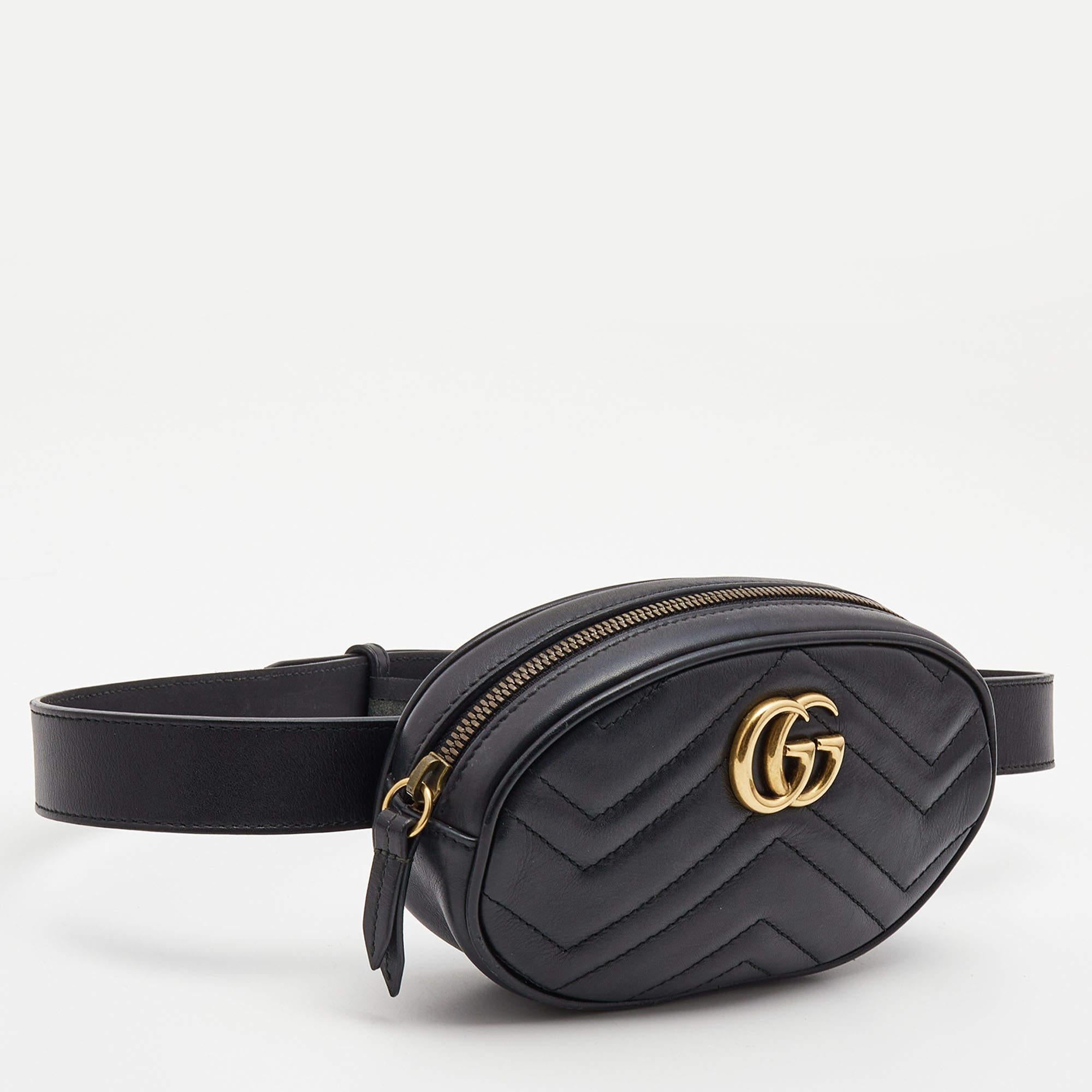 Gucci Black Matelassé Leather GG Marmont Belt Bag In Good Condition In Dubai, Al Qouz 2