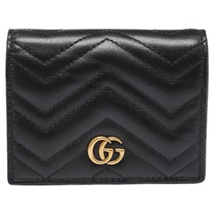 Gucci Schwarzes Matelassé-Leder GG Marmont Kartenetui