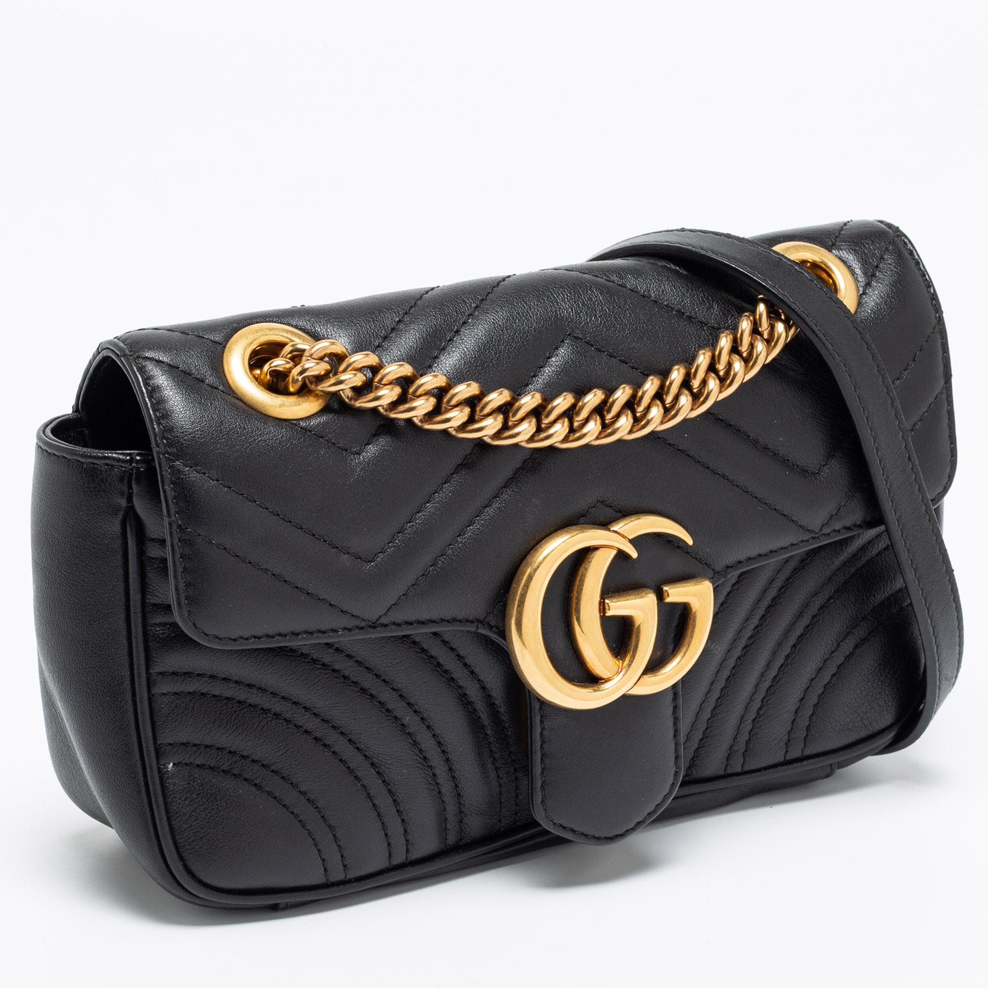 Gucci Black Matelassé Leather Mini GG Marmont Shoulder Bag In Good Condition In Dubai, Al Qouz 2