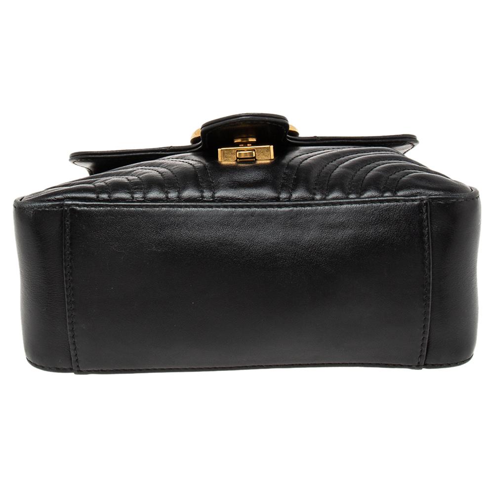 Gucci Black Matelassé Leather Mini GG Marmont Top Handle Bag In Good Condition In Dubai, Al Qouz 2