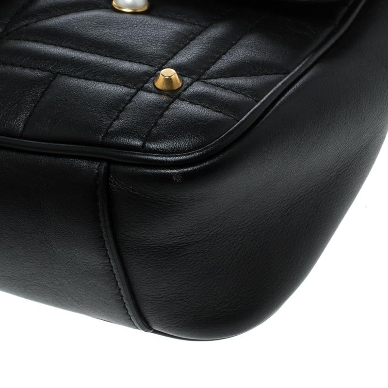Gucci Black Matelasse Leather Pearl Embellished GG Marmont Shoulder Bag In Good Condition In Dubai, Al Qouz 2