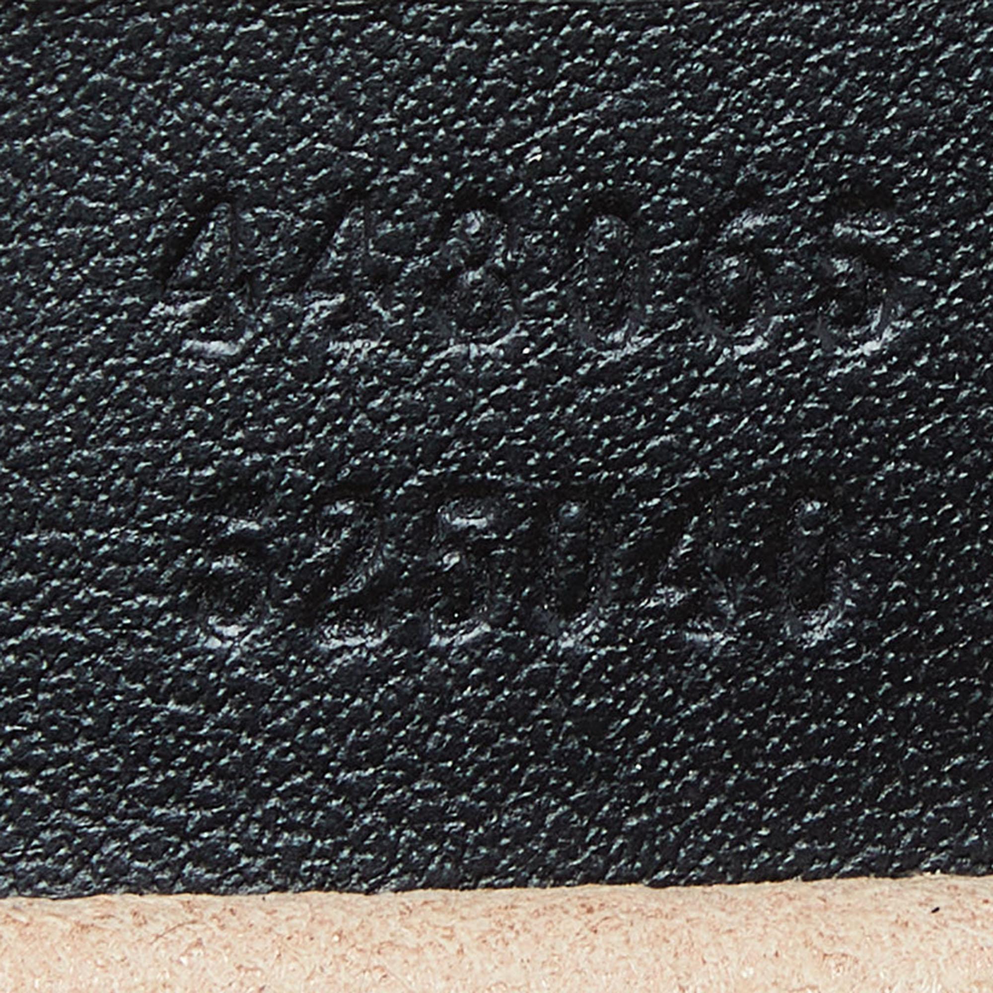 Gucci Black Matelassé Leather Small GG Marmont Camera Bag 9