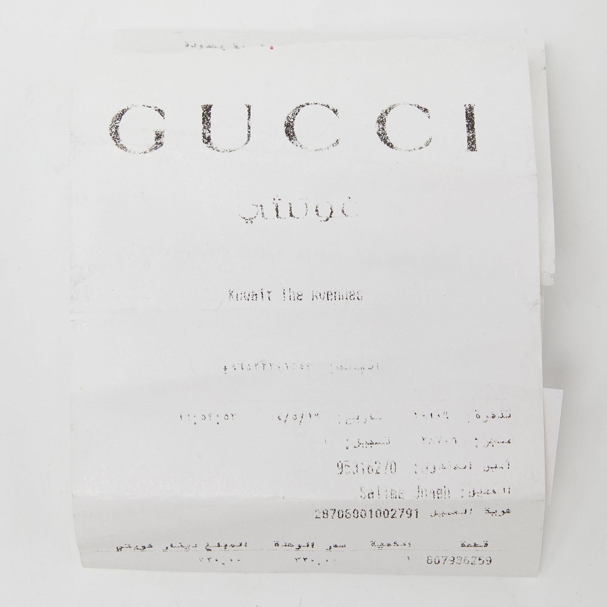 Gucci Black Matelassé Leather Small GG Marmont Camera Bag In Good Condition In Dubai, Al Qouz 2