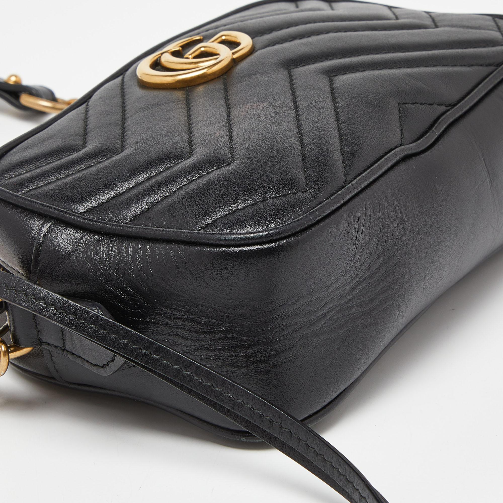 Gucci Black Matelassé Leather Small GG Marmont Camera Bag For Sale 1