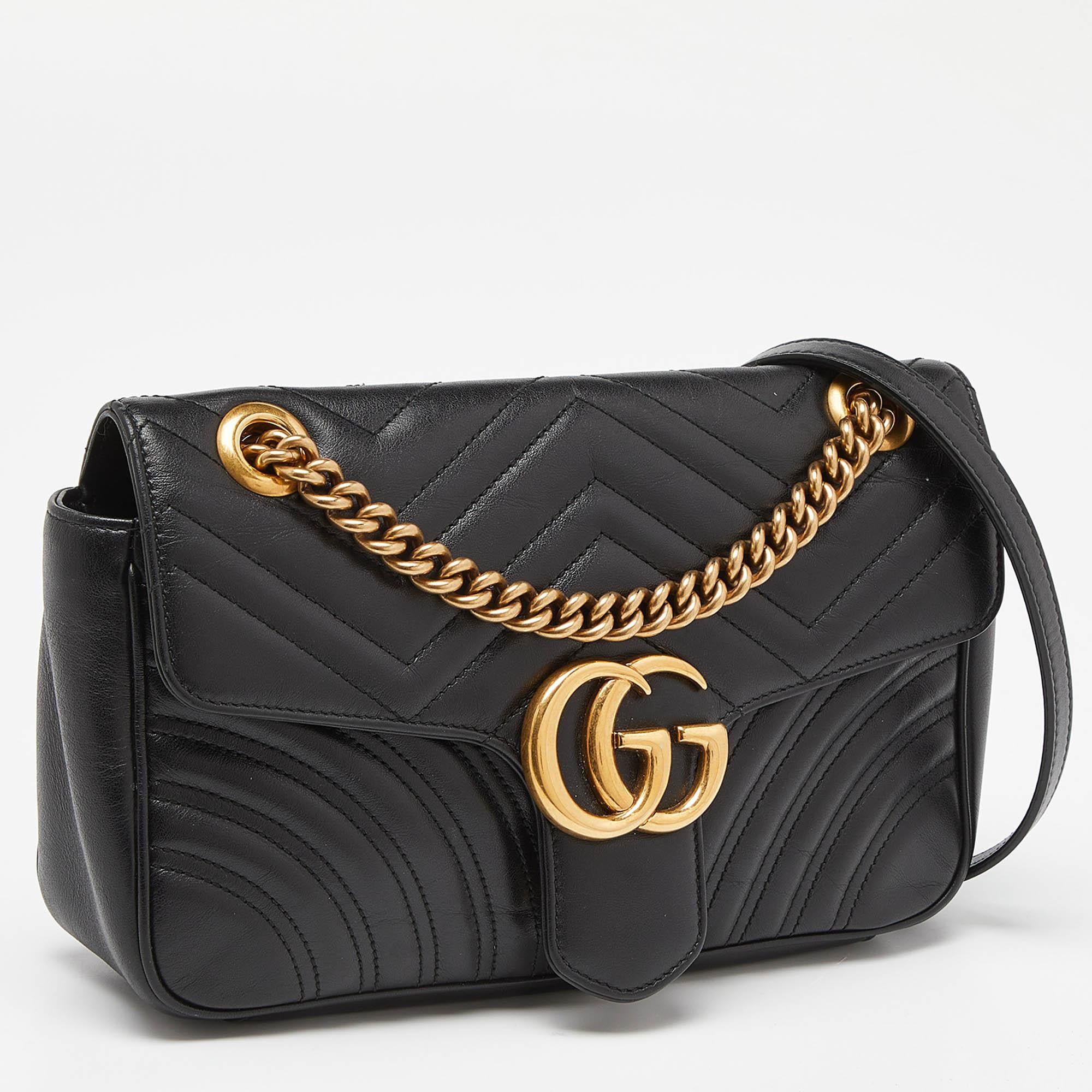 Women's Gucci Black Matelass�é Leather Small GG Marmont Shoulder Bag