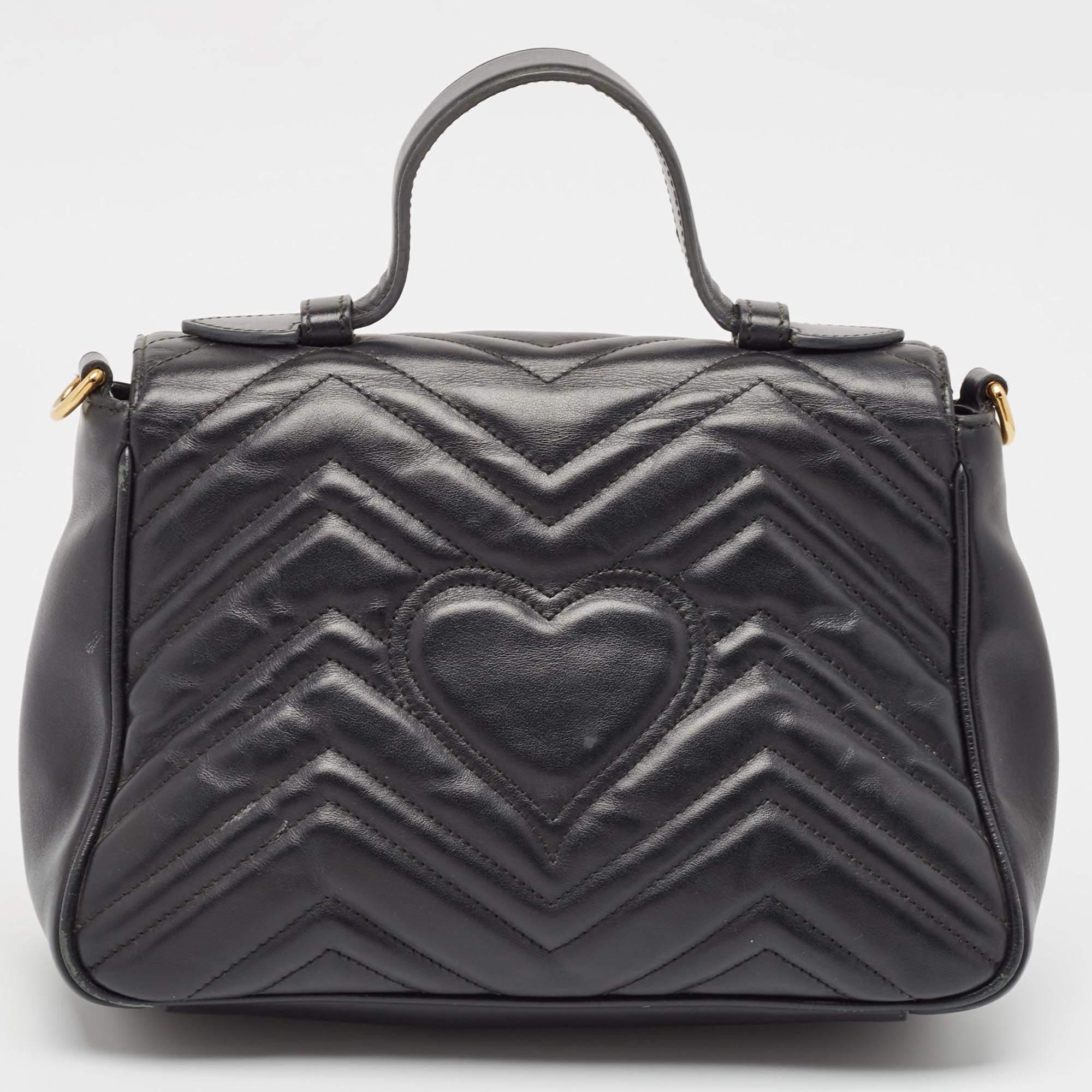 Gucci Borsa a manico superiore piccola GG Marmont in pelle matelassé nera In condizioni discrete a Dubai, Al Qouz 2