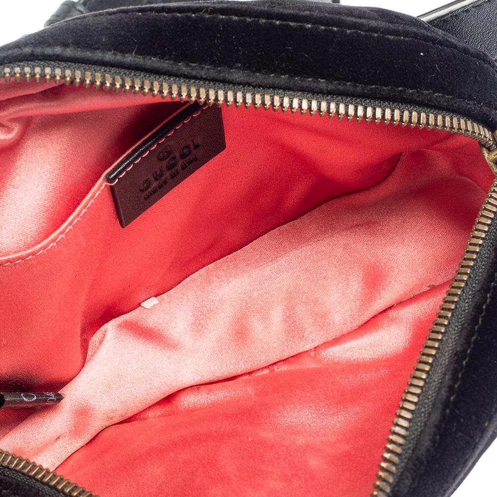 Gucci Black Matelassé Velvet and Leather GG Marmont Belt Bag In Good Condition In Dubai, Al Qouz 2